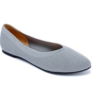 NWOB Ataiwee Knit Pointed Flats